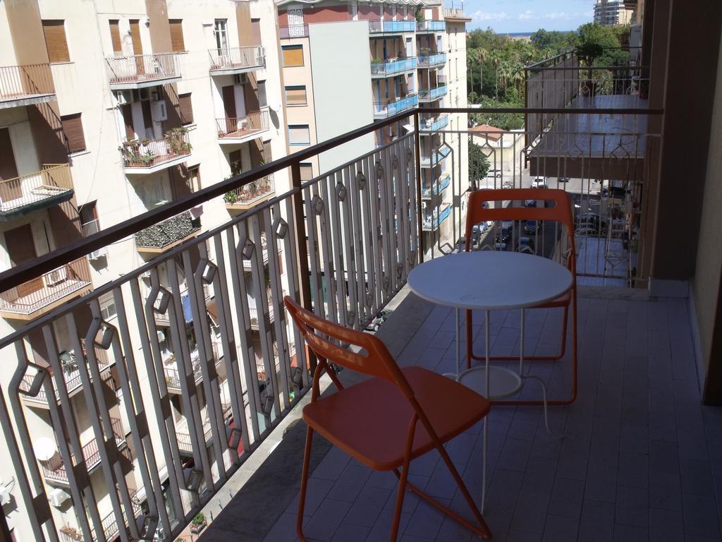 Hotel A Tre Passi Dal Centro Palermo Exterior foto